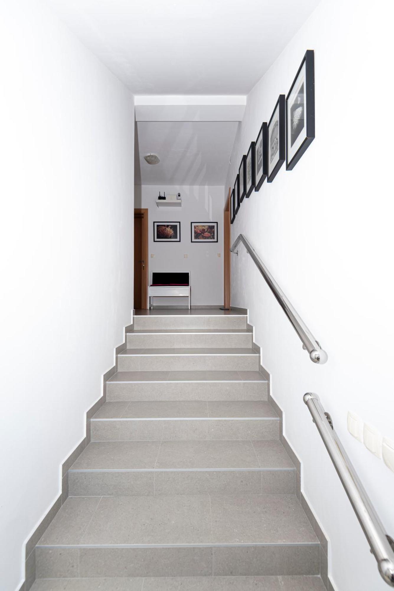 Apartments Veronika Паг Екстериор снимка