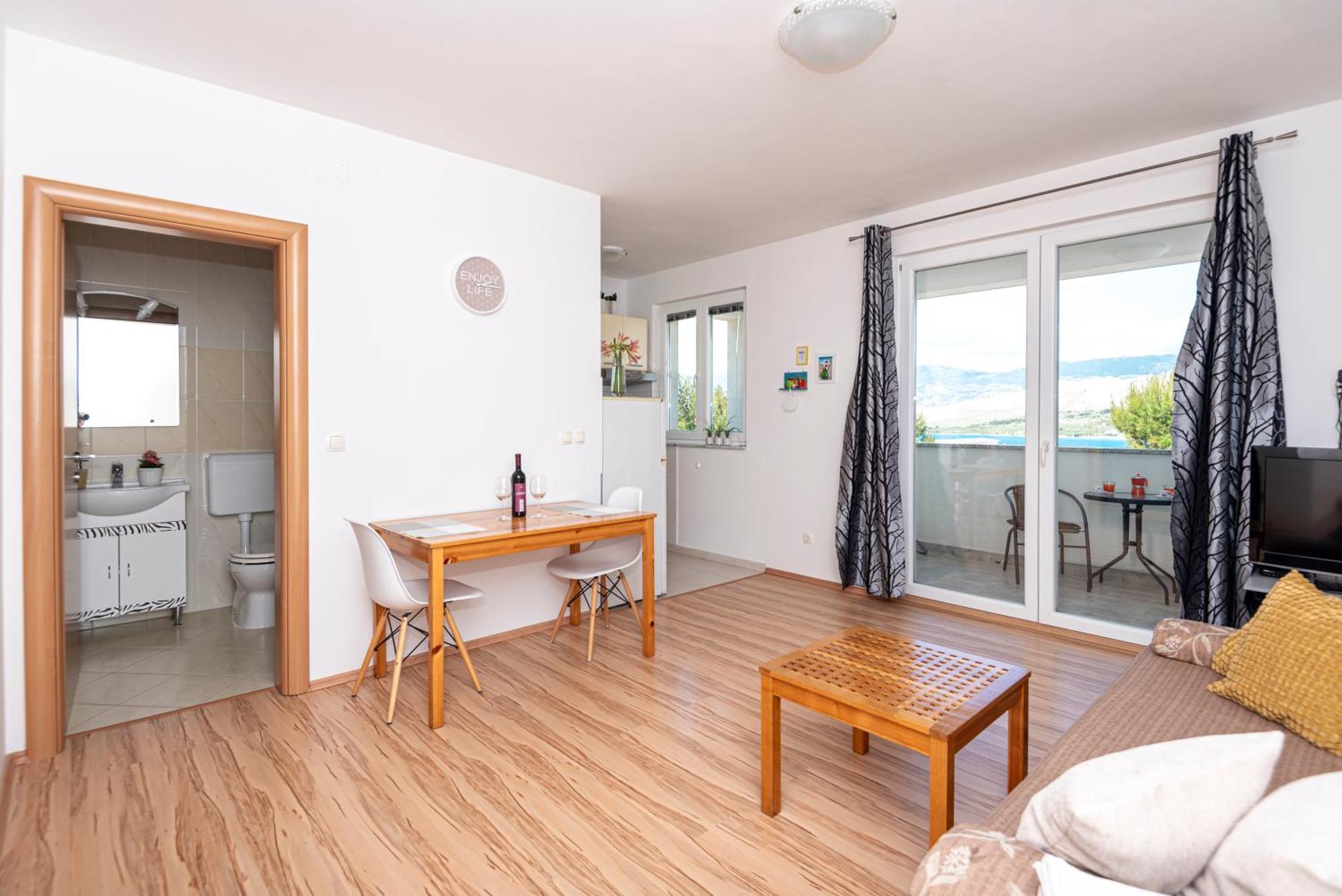 Apartments Veronika Паг Екстериор снимка